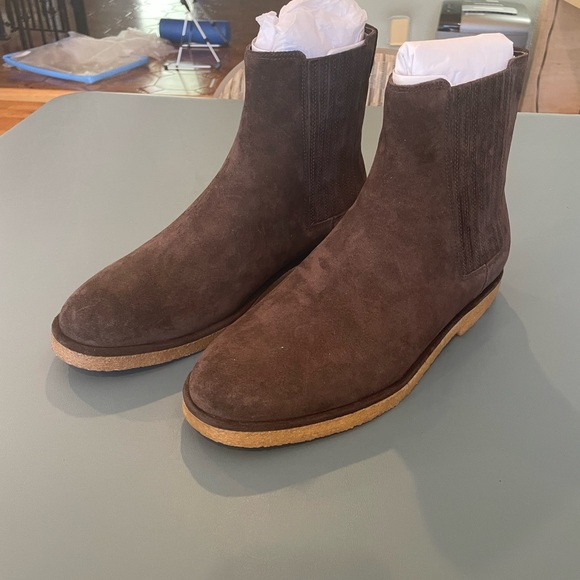 Vince Other - New Vince beacon men's chelsea boot - dark brown suede - size 10 - new